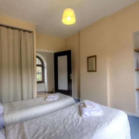 De Charme Avec Parc, Tennis Et Salle De Jeux Pres D'un Chateau A Parigny - Fr-1-496-160 Holiday home Parigny (Loire)